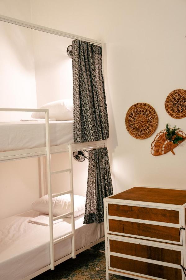 Cordova Hostel *